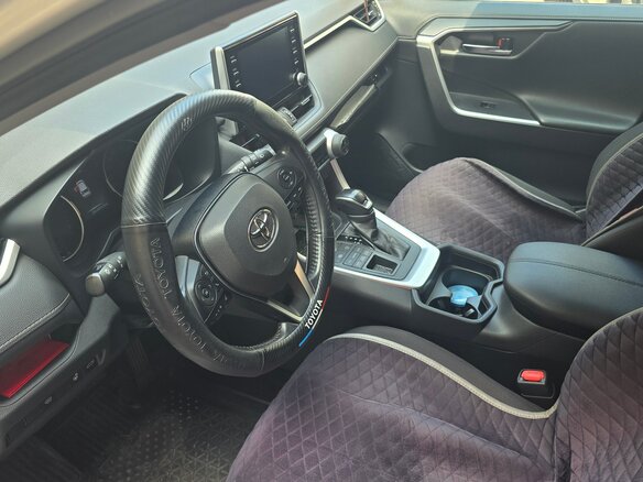 2021 Toyota RAV4 V (XA50), белый, 2690000 рублей - вид 5