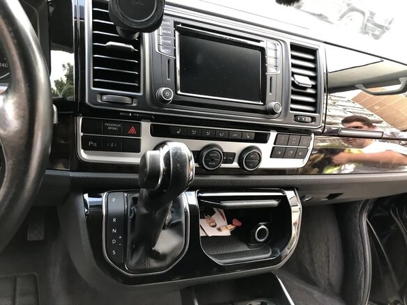 2018 Volkswagen Multivan T6, чёрный - вид 11