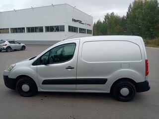 2010 Peugeot Partner II, серебристый, 440000 рублей, вид 1