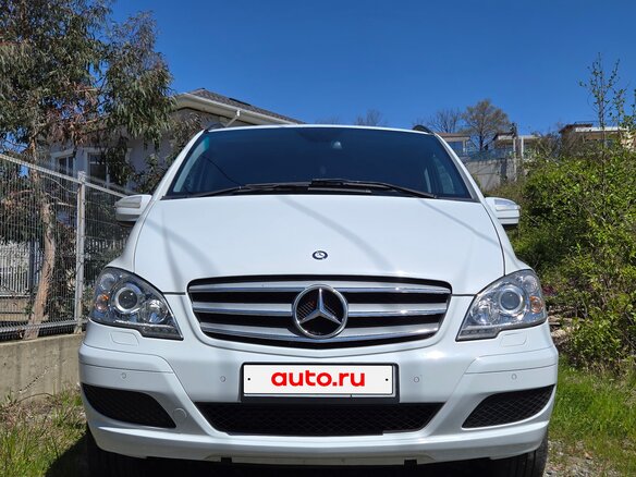 2013 Mercedes-Benz Viano Long L2 I (W639) Рестайлинг, белый, 2650000 рублей - вид 1