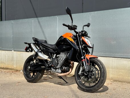 2021 KTM 890 Duke, оранжевый, 795000 рублей, вид 5
