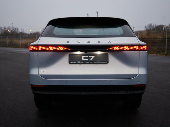 2025 Omoda C7, серебристый, 2939000 рублей - вид 12
