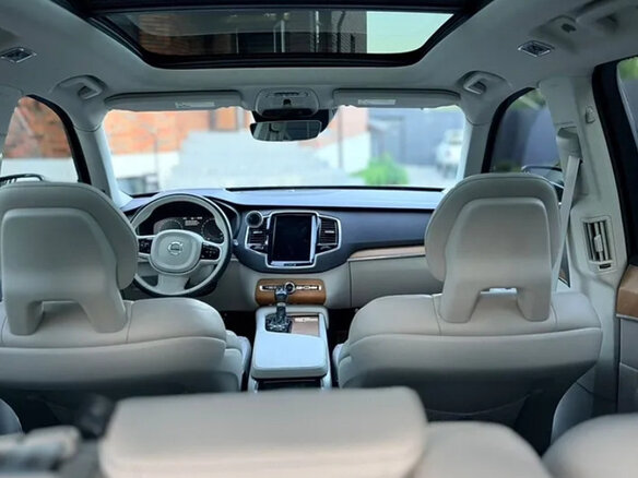 2021 Volvo XC90 II Рестайлинг 1, чёрный, 4100000 рублей - вид 6