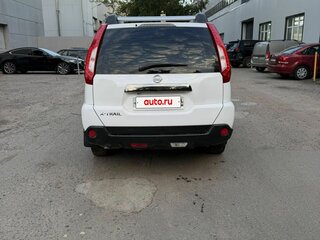 2013 Nissan X-Trail II Рестайлинг, белый, 790000 рублей, вид 5