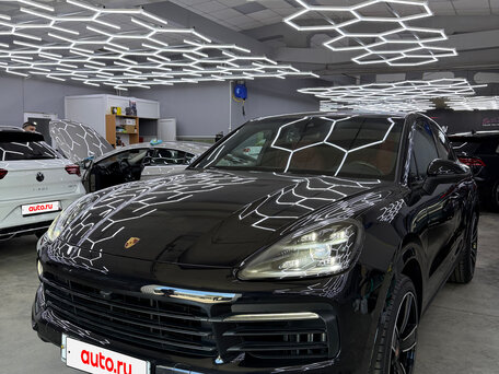 2020 Porsche Cayenne Coupé III, чёрный, 8899000 рублей, вид 4