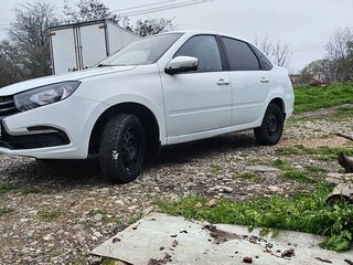 2023 Lada (ВАЗ) Granta I Рестайлинг, белый, 630000 рублей, вид 2