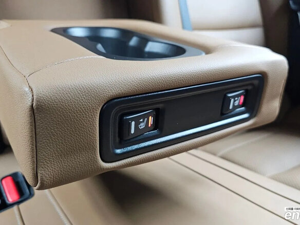 2023 Renault Samsung QM6 I Рестайлинг, белый, 2350000 рублей - вид 15