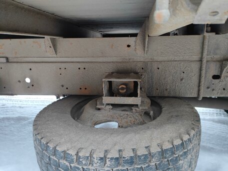 1993 Toyota Dyna, жёлтый, 650000 рублей, вид 5