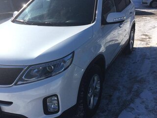 2014 Kia Sorento II Рестайлинг, белый, 1580000 рублей, вид 1