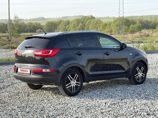 2013 Kia Sportage III, чёрный, 960000 рублей, вид 3