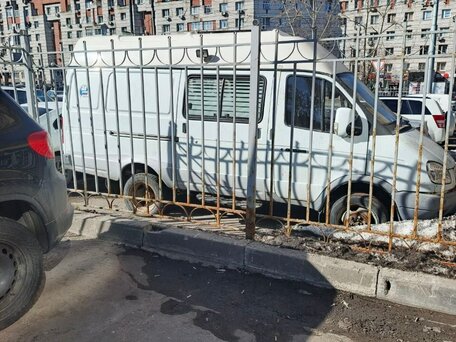 2006 ГАЗ ГАЗель (3221), белый, 530000 рублей, вид 3