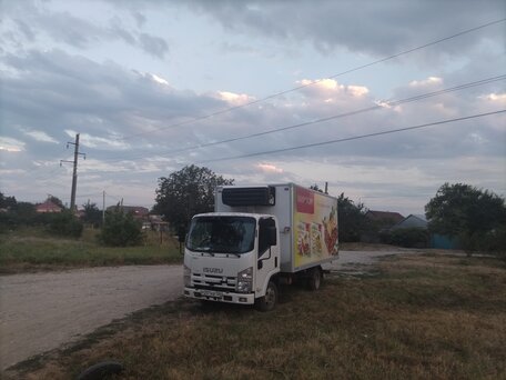 2014 Isuzu Elf (N-series), белый, 1300000 рублей, вид 3