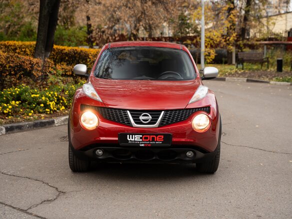 2012 Nissan Juke I, красный - вид 4