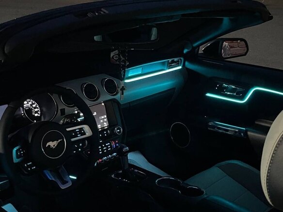 2015 Ford Mustang VI, белый, 3500000 рублей - вид 5