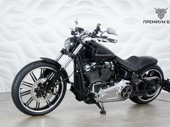 2018 Harley-Davidson Breakout, чёрный, 1727000 рублей - вид 2