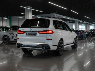 2020 BMW X7 30d I (G07), белый, 7750000 рублей, вид 5