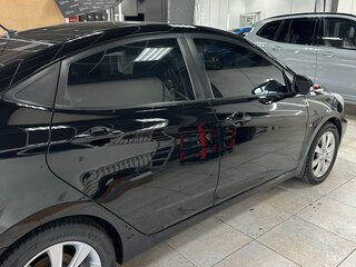2012 Hyundai Solaris I, чёрный, 1070000 рублей, вид 3