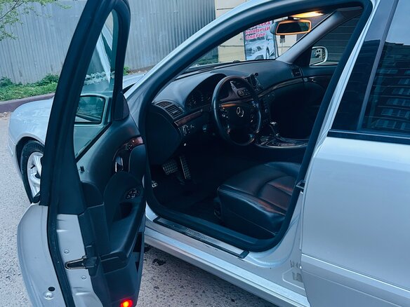 2006 Mercedes-Benz E-Класс 200 III (W211, S211), серебристый, 750000 рублей - вид 7