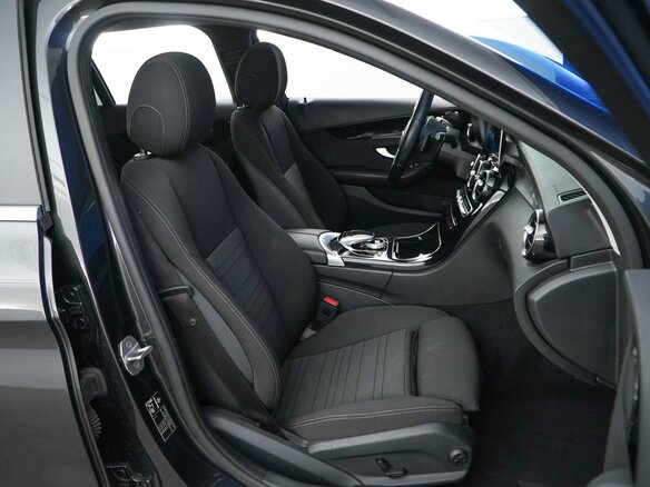 2020 Mercedes-Benz C-Класс 200 d IV (W205) Рестайлинг, чёрный - вид 7