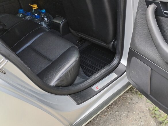 2007 Audi A4 III (B7), серебристый - вид 9