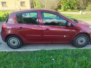 2010 Renault Clio III Рестайлинг, пурпурный, 500000 рублей, вид 4