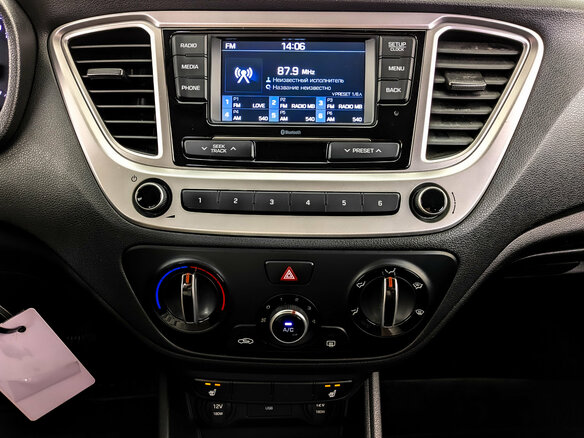 2022 Hyundai Solaris II Рестайлинг, белый, 1500000 рублей - вид 14