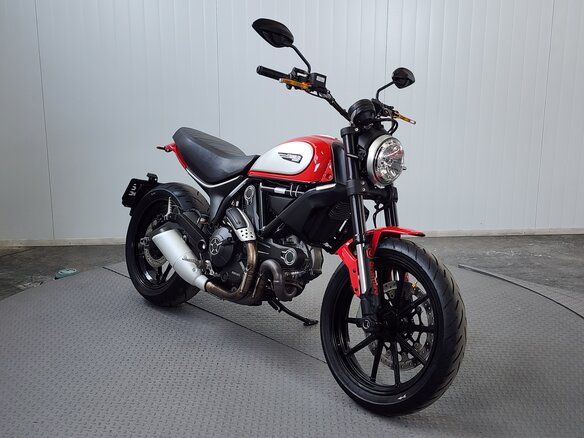 2015 Ducati Scrambler 800, красный, 469000 рублей - вид 1