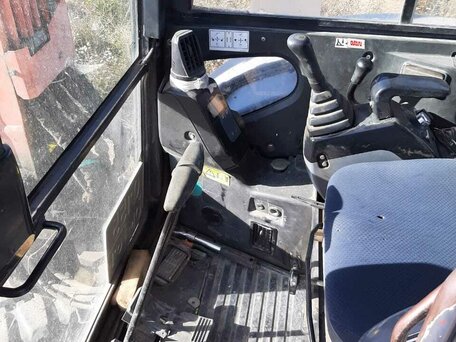 2007 Hitachi Гусеничные, оранжевый, 3000000 рублей, вид 5