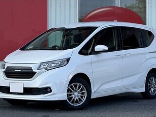 2019 Honda Freed II, белый, 1245000 рублей, вид 3