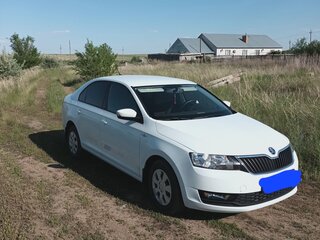 2019 Skoda Rapid I Рестайлинг, белый, 1500000 рублей, вид 3