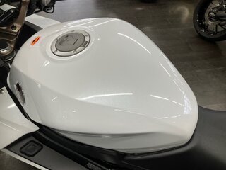 2017 Honda VFR 800, белый, 817000 рублей, вид 5