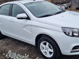 2019 Lada (ВАЗ) Vesta I, белый, 900000 рублей, вид 2