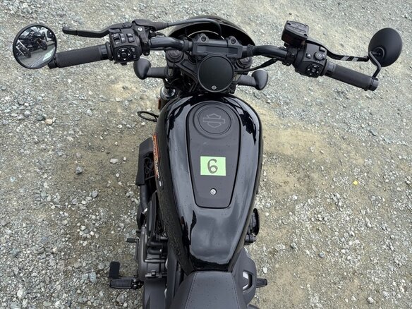2023 Harley-Davidson Nightster, чёрный - вид 21