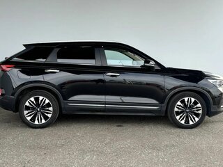 2023 FAW Bestune T77 I, чёрный, 1625000 рублей, вид 4