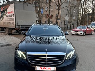 2020 Mercedes-Benz E-Класс 200 d V (W213, S213, C238), чёрный, 2900000 рублей, вид 2