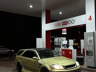 2002 Toyota Mark II Blit IX (X110), золотистый, 2500000 рублей, вид 5