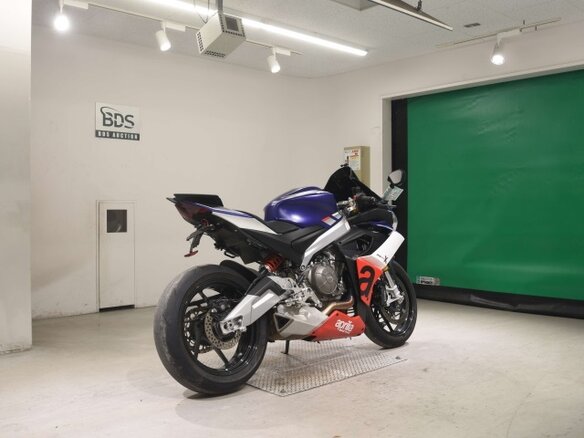 2024 Aprilia RS 660, синий, 530000 рублей - вид 3