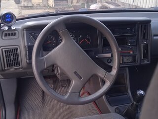 1988 Volvo 440, пурпурный, 200000 рублей, вид 4