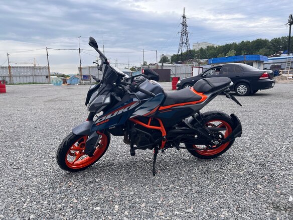 2024 KTM 390 Duke, синий, 610000 рублей - вид 1