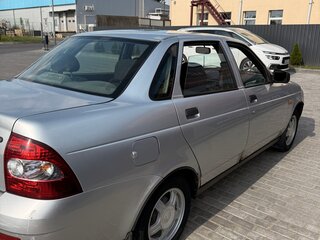 2011 Lada (ВАЗ) Priora I, серебристый, 180000 рублей, вид 3