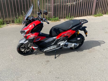 2023 Regulmoto XDV 300, красный, 290000 рублей, вид 4