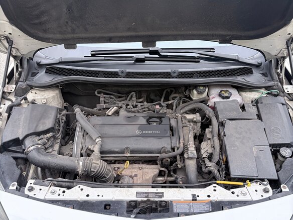2010 Opel Astra J, белый, 700000 рублей - вид 16