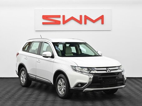 2016 Mitsubishi Outlander III Рестайлинг 2, белый, 1515000 рублей, вид 1