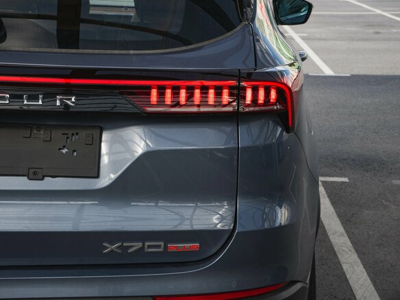 2026 Jetour X70+ I Рестайлинг, серый, 3365010 рублей - вид 7