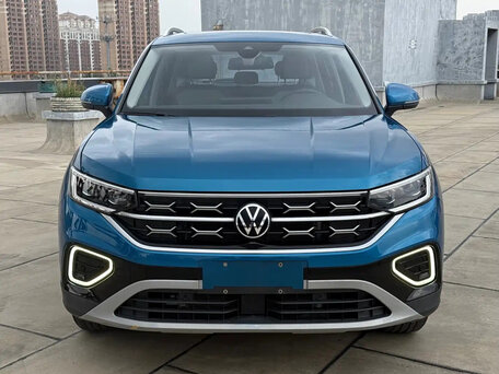 2023 Volkswagen Tayron I Рестайлинг, синий, 1950000 рублей, вид 2
