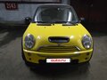 2005 Mini Hatch Cooper S I (R50), жёлтый, 1300000 рублей - вид 2