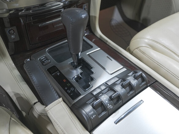 2013 Lexus LX 570 III Рестайлинг, чёрный, 4069000 рублей - вид 29