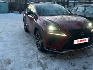 2020 Lexus NX 300h I Рестайлинг, красный, 4250000 рублей, вид 1