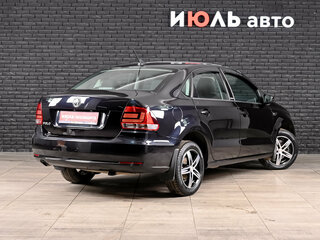 2017 Volkswagen Polo V Рестайлинг, чёрный, 1100000 рублей, вид 4