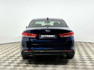 2018 Kia Optima IV Рестайлинг, синий, 1939900 рублей, вид 4